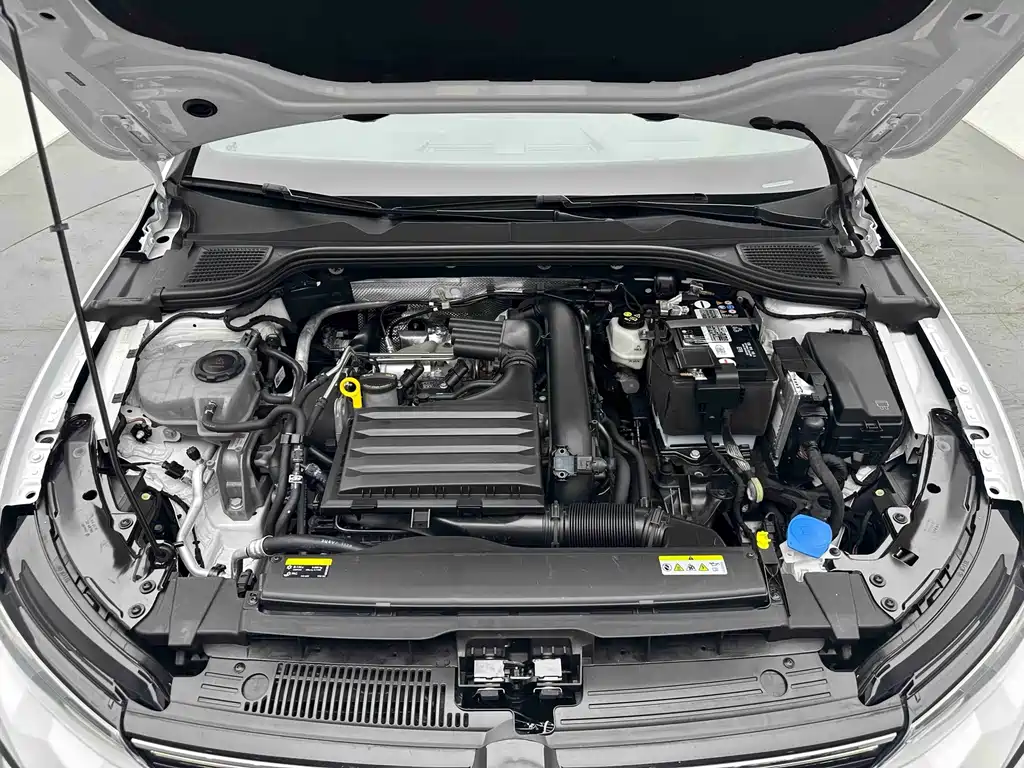 Volkswagen Golf — миниатюра 19