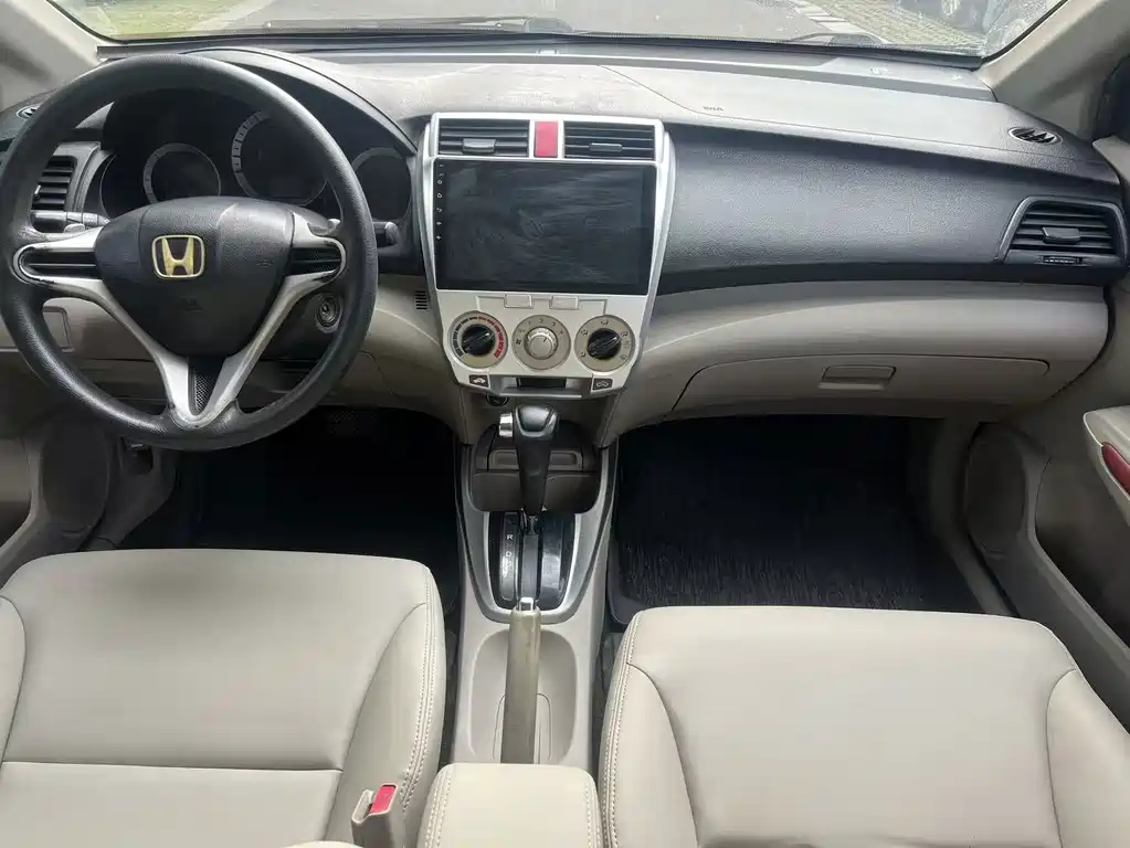 Honda City Classic — миниатюра 9