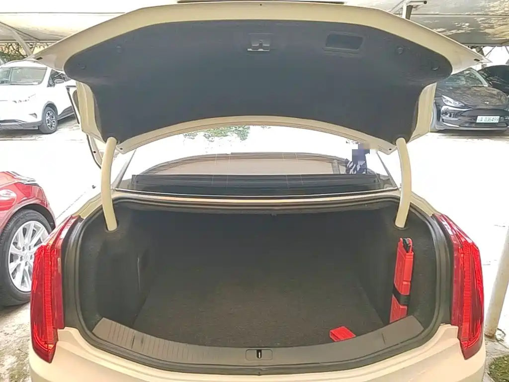 Cadillac XTS — миниатюра 19
