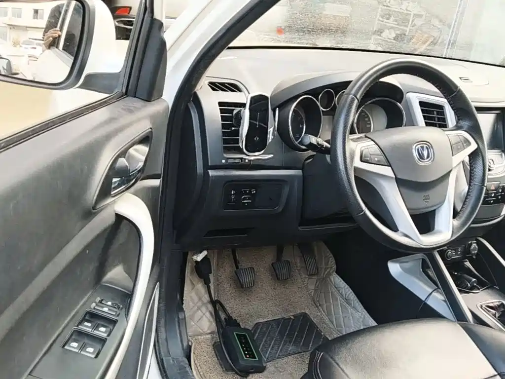 Changan CS35 — миниатюра 16