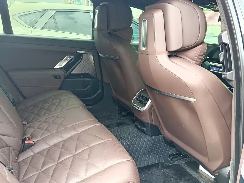 BMW 7 Series 7 2023 735Li M Sport