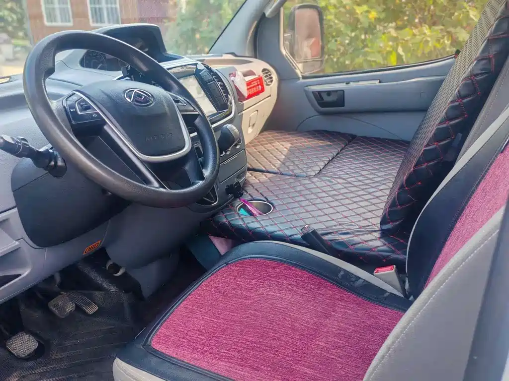 MAXUS V80 — миниатюра 4
