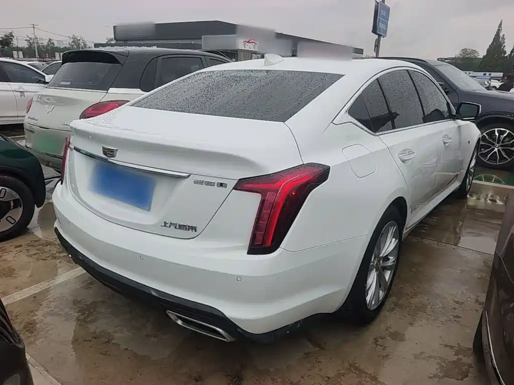 Cadillac CT5 — миниатюра 7