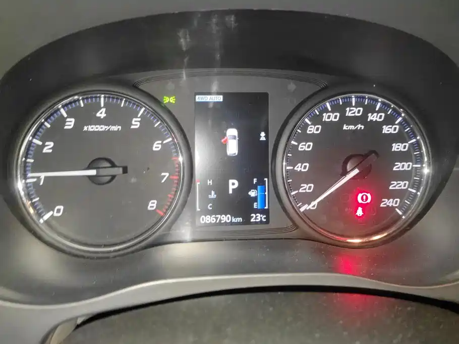 Mitsubishi Outlander — миниатюра 14