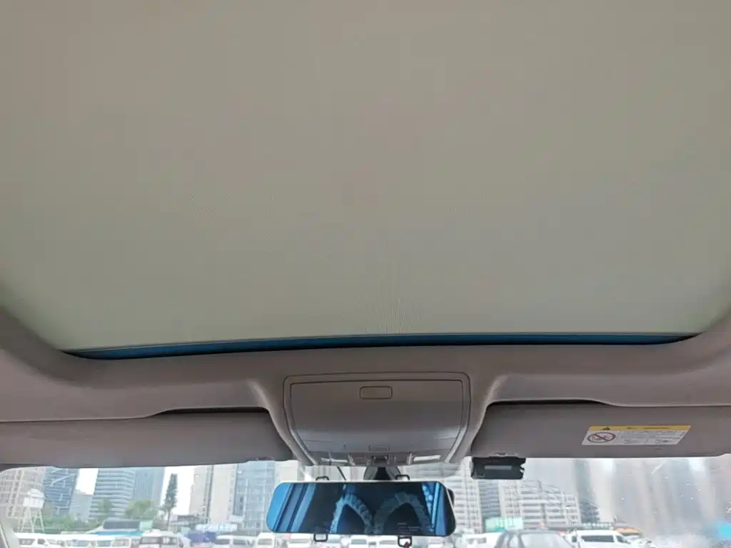 Volkswagen Tiguan L — миниатюра 18