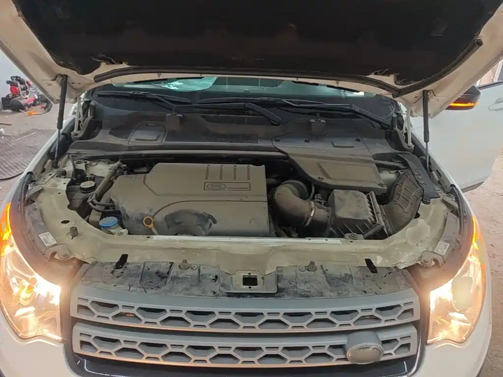 Land Rover Discovery Sport — миниатюра 20