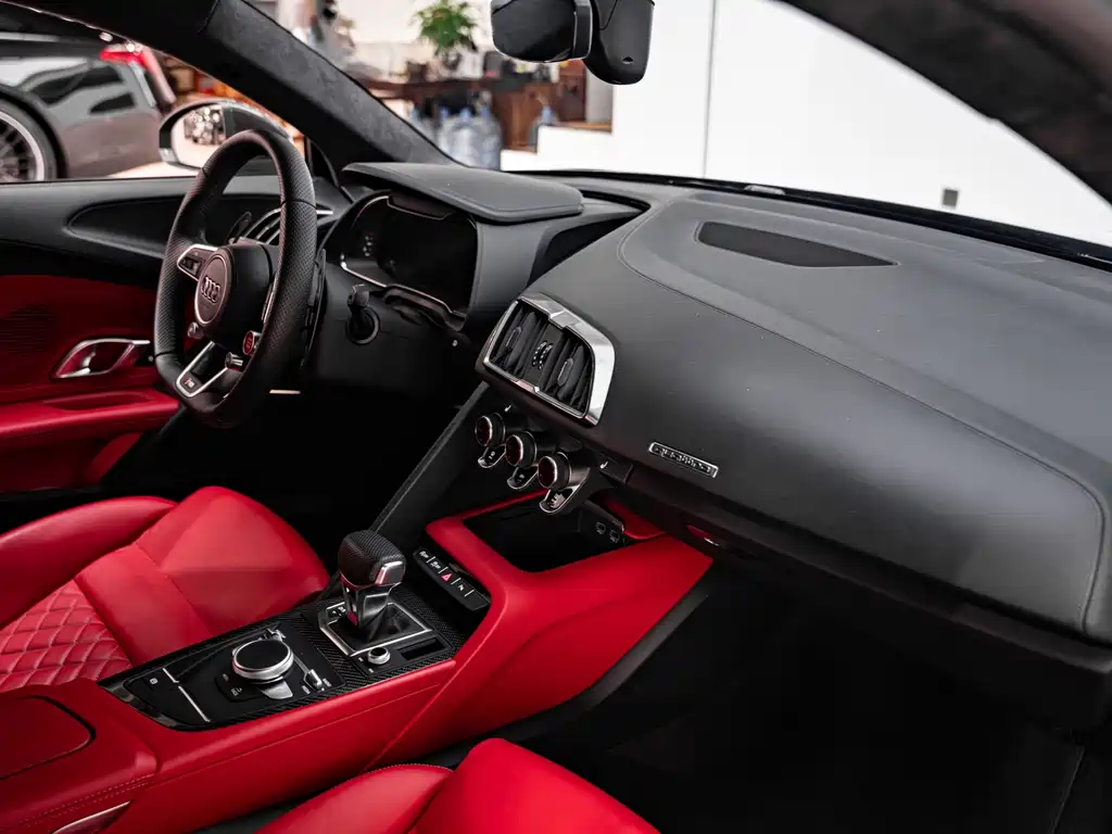 Audi R8 — миниатюра 10