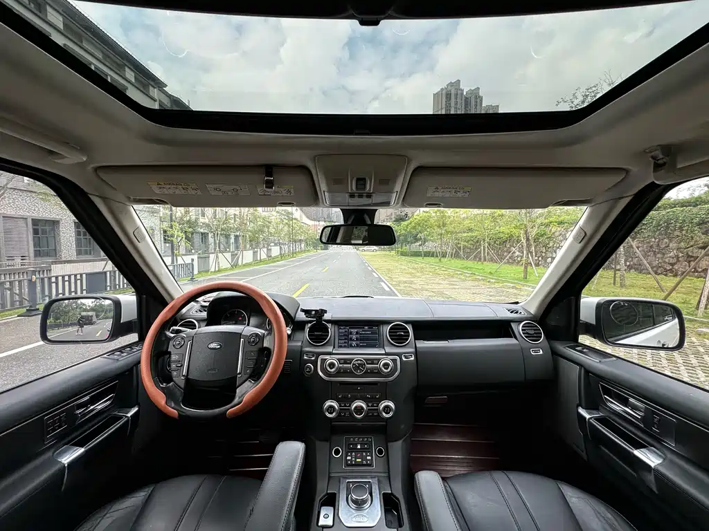 Land Rover Discovery — миниатюра 5
