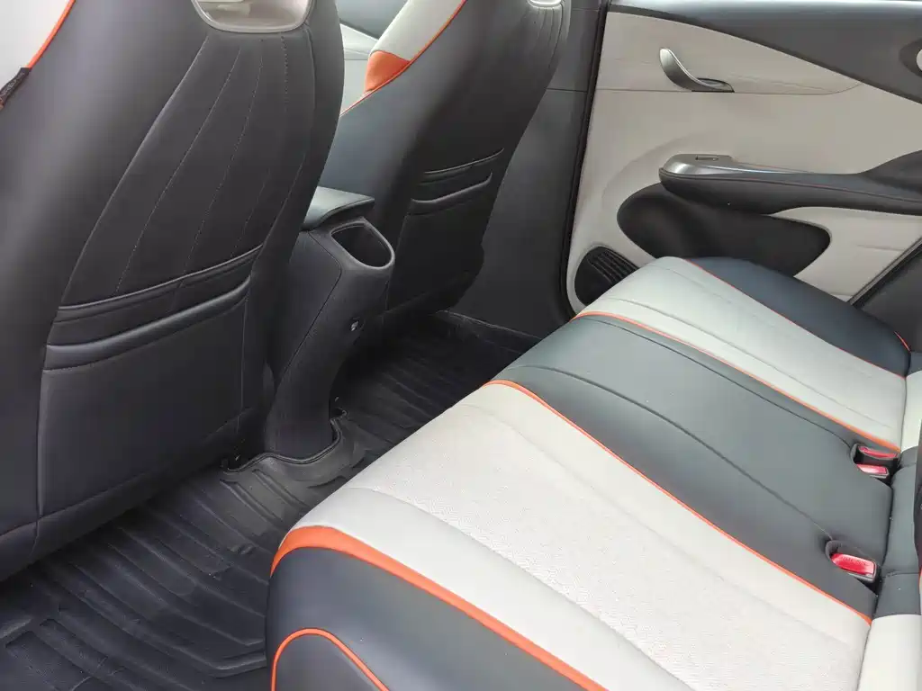 BYD Dolphin — миниатюра 10