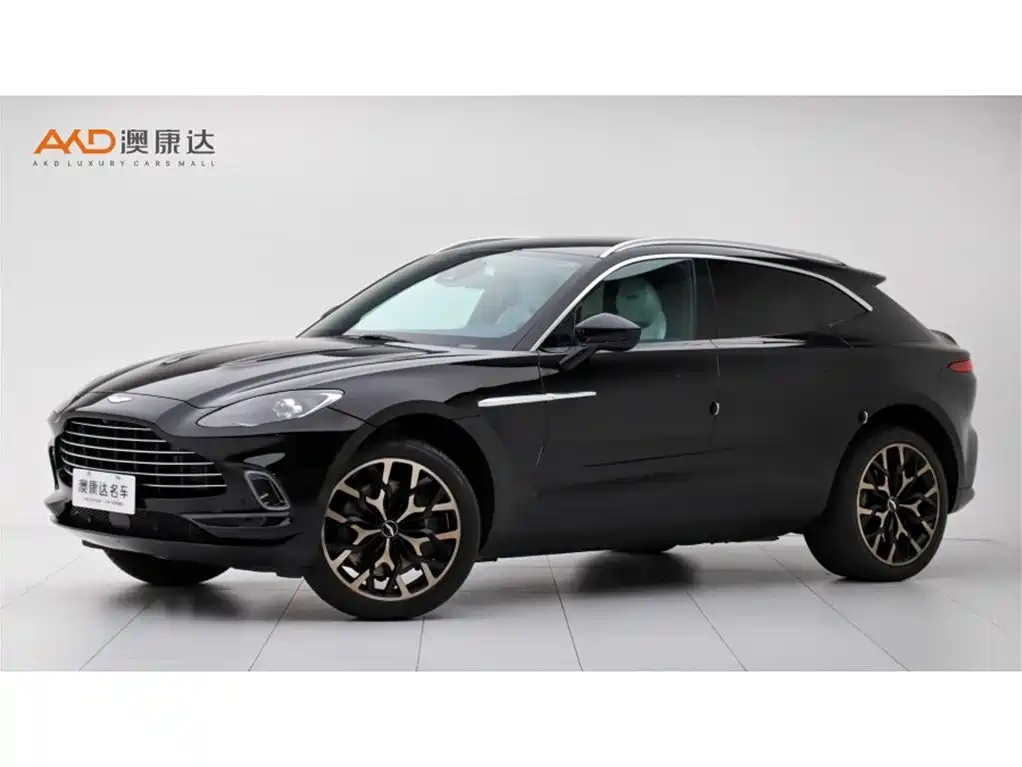 ASTON MARTIN DBX