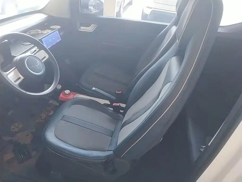 Wuling MINIEV — миниатюра 15