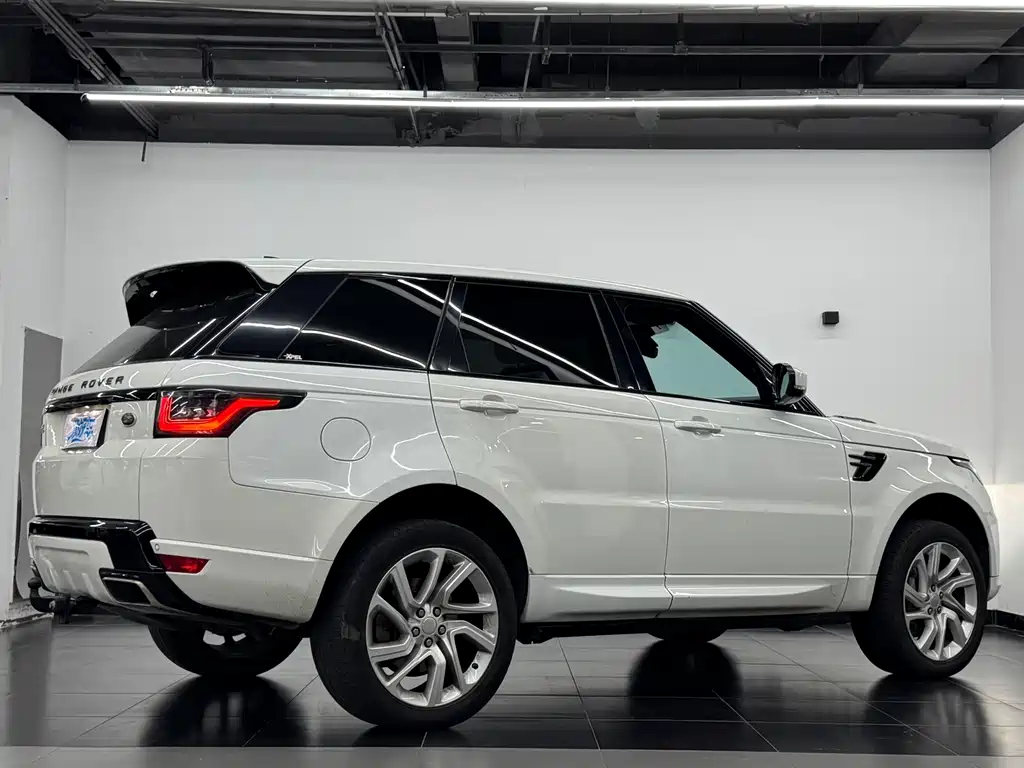 Land Rover Sport — миниатюра 4