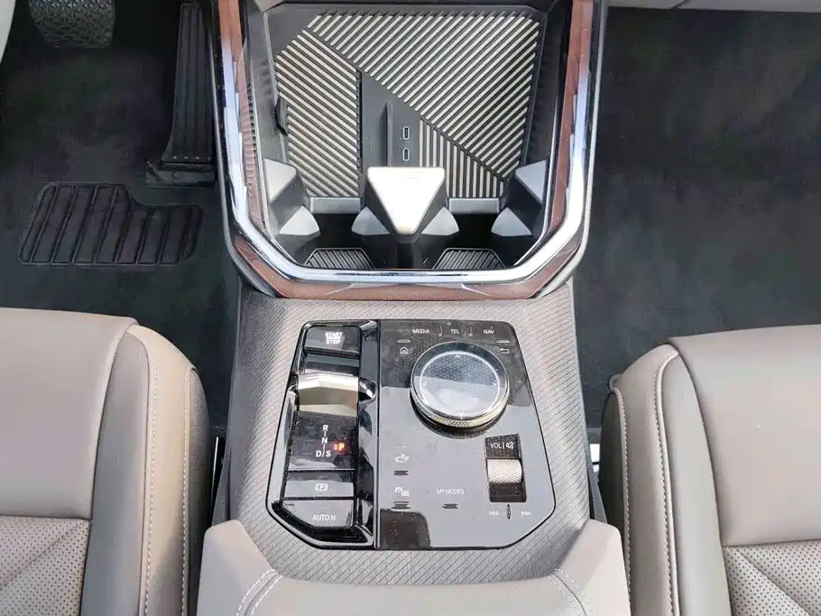 BMW X3 — миниатюра 10