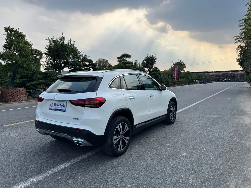 Mercedes-Benz GLA — миниатюра 4