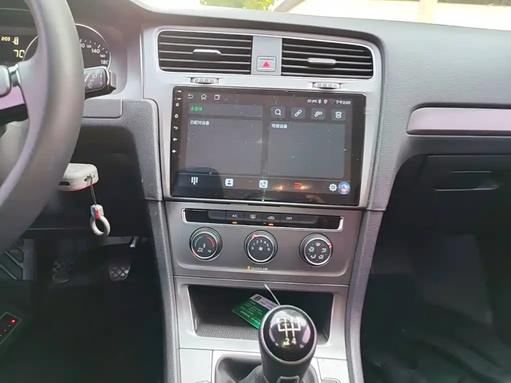 Volkswagen Golf — миниатюра 13