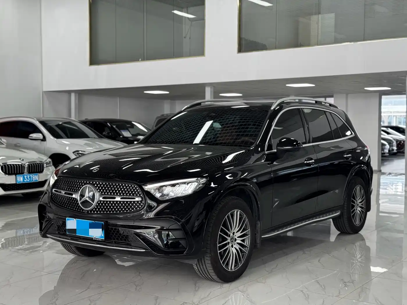 奔驰GLC 2024款 改款 GLC 300 L 4MATIC 动感型 5座 2024