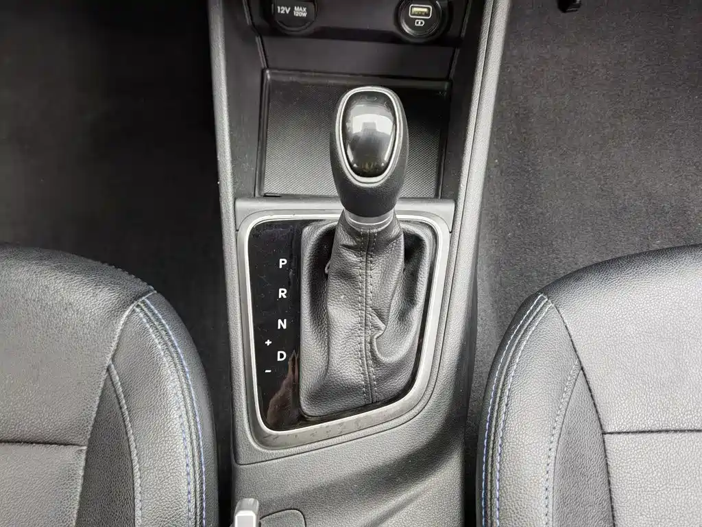 Hyundai Verna — миниатюра 13