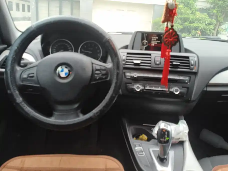 BMW 1 Series (Import) — миниатюра 12