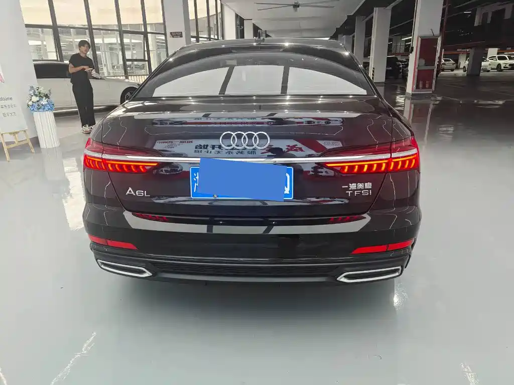 Audi A6L — миниатюра 12