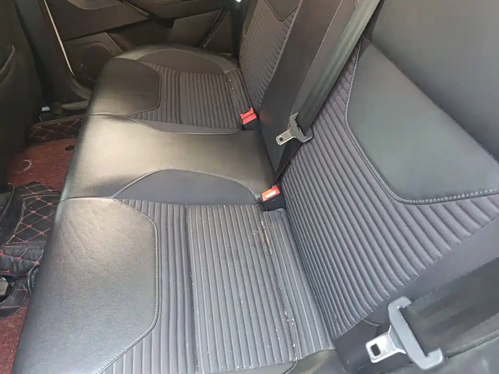 Ford Focus — миниатюра 18