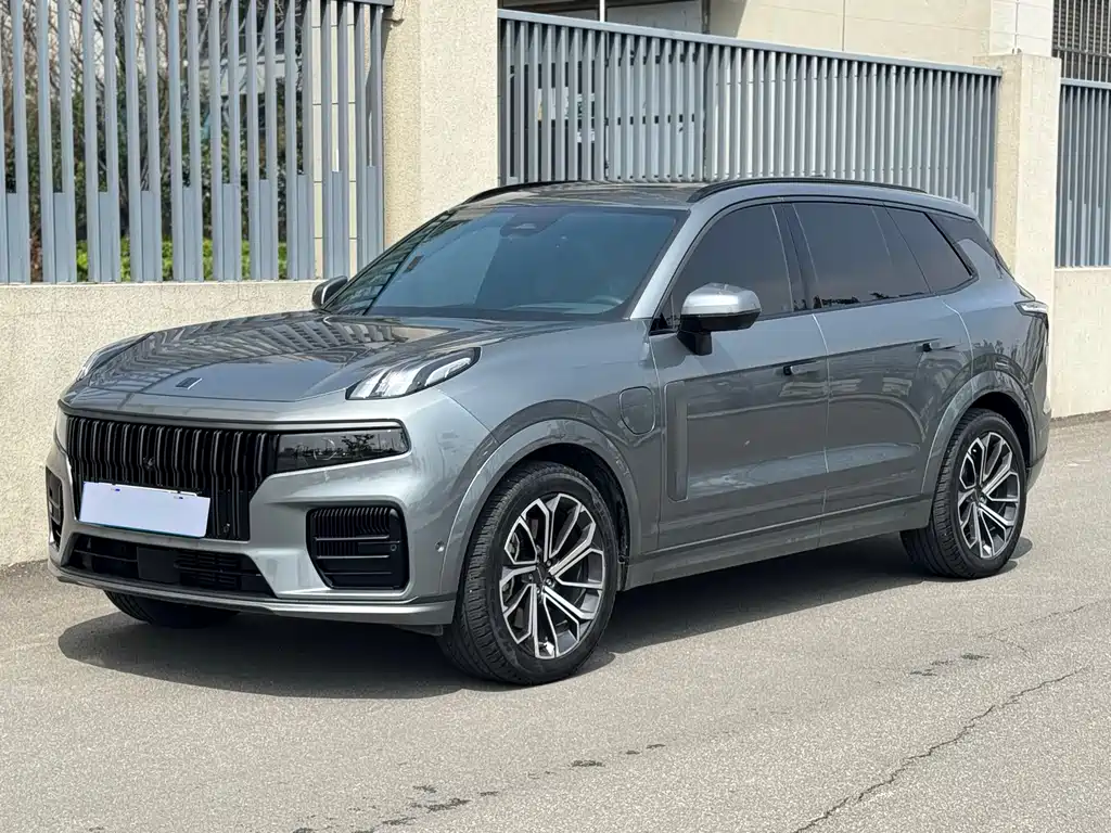 Lynk & Co 09 EM-P 2022