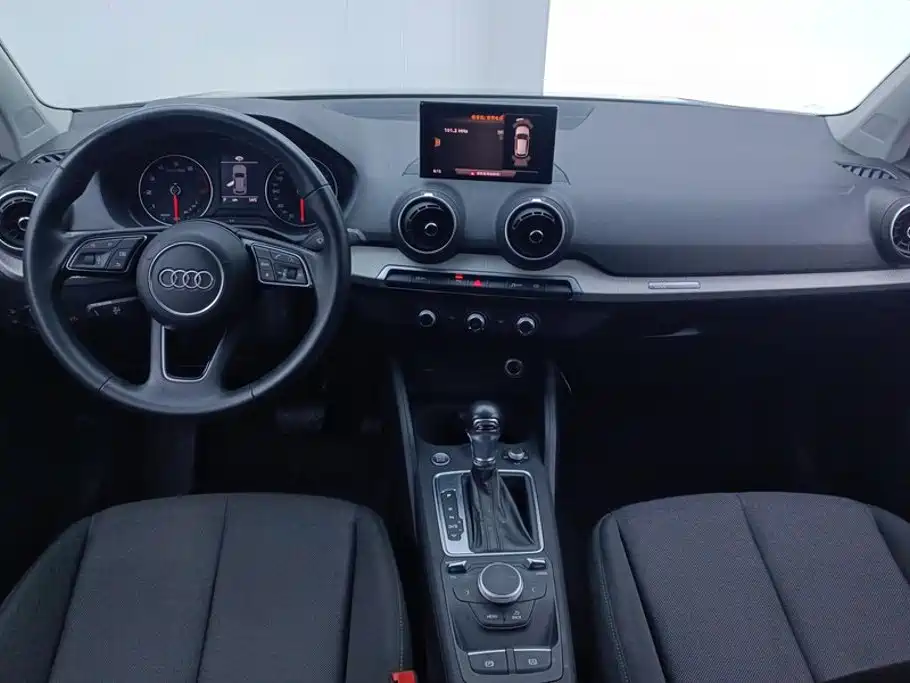 Audi Q2L — миниатюра 12