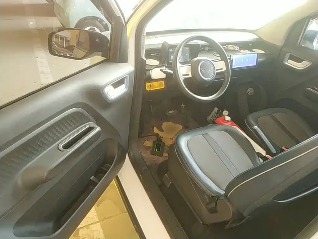 Wuling MINIEV — миниатюра 16
