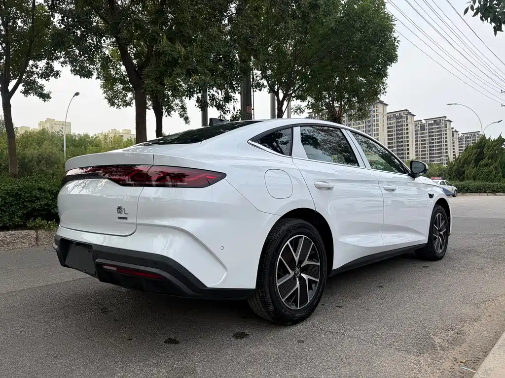 BYD Qin L — миниатюра 7