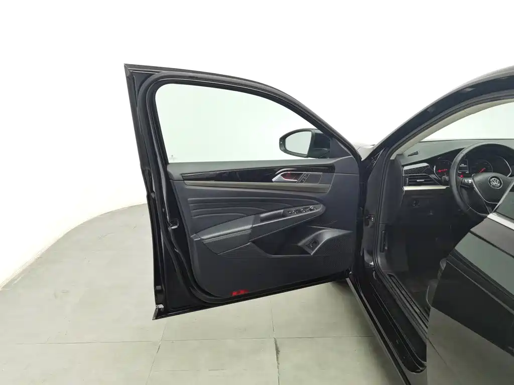 Volkswagen Passat — миниатюра 8