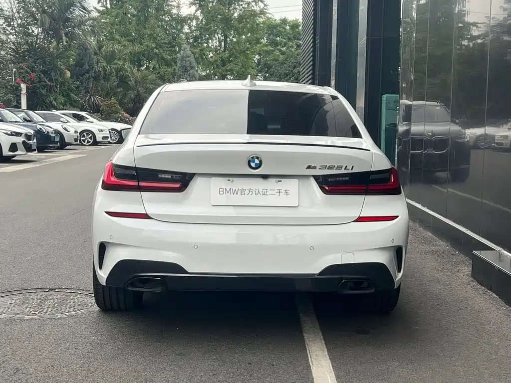 BMW 3 Series — миниатюра 3