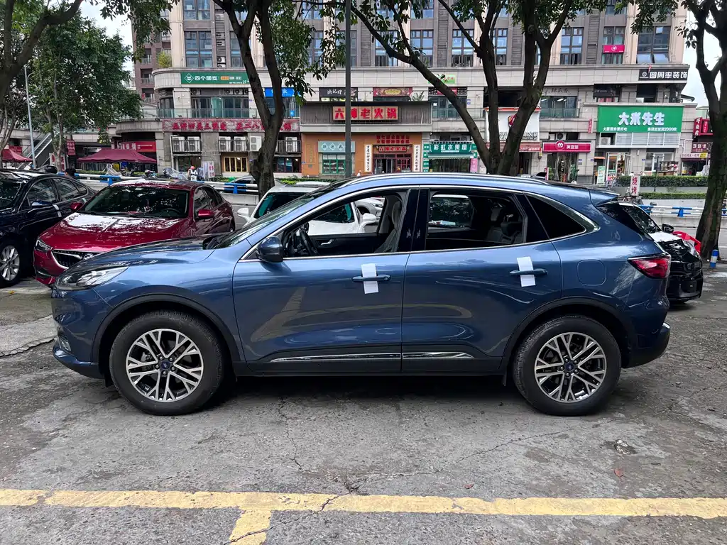 Ford Escape — миниатюра 3