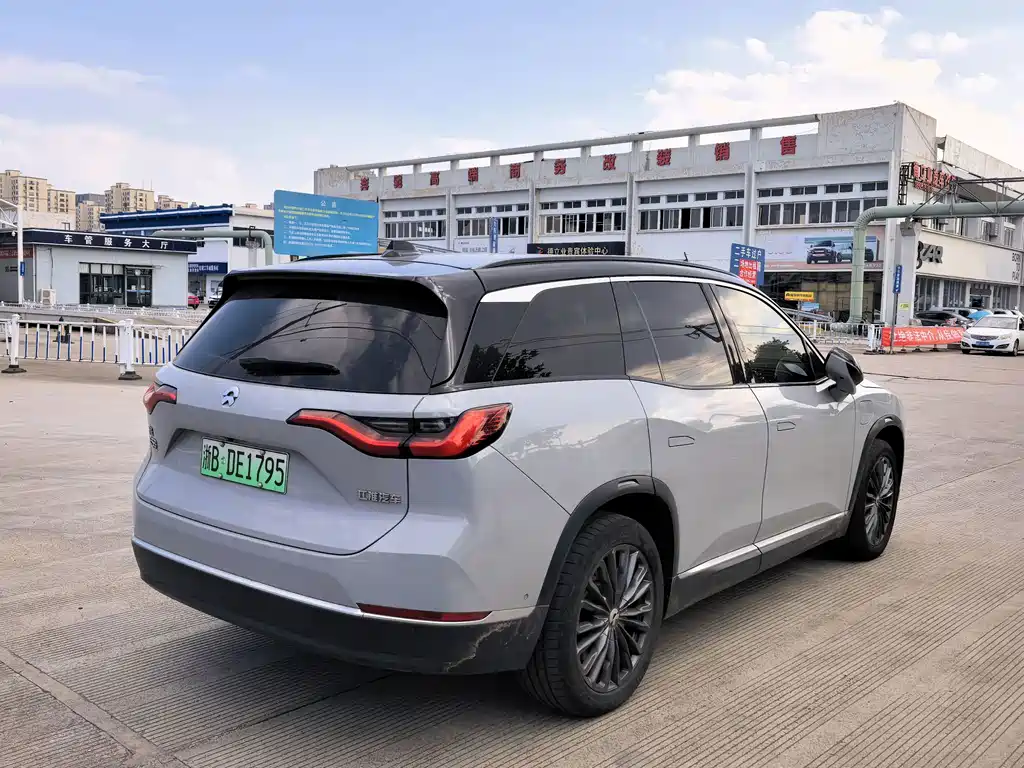 NIO ES8 — миниатюра 11
