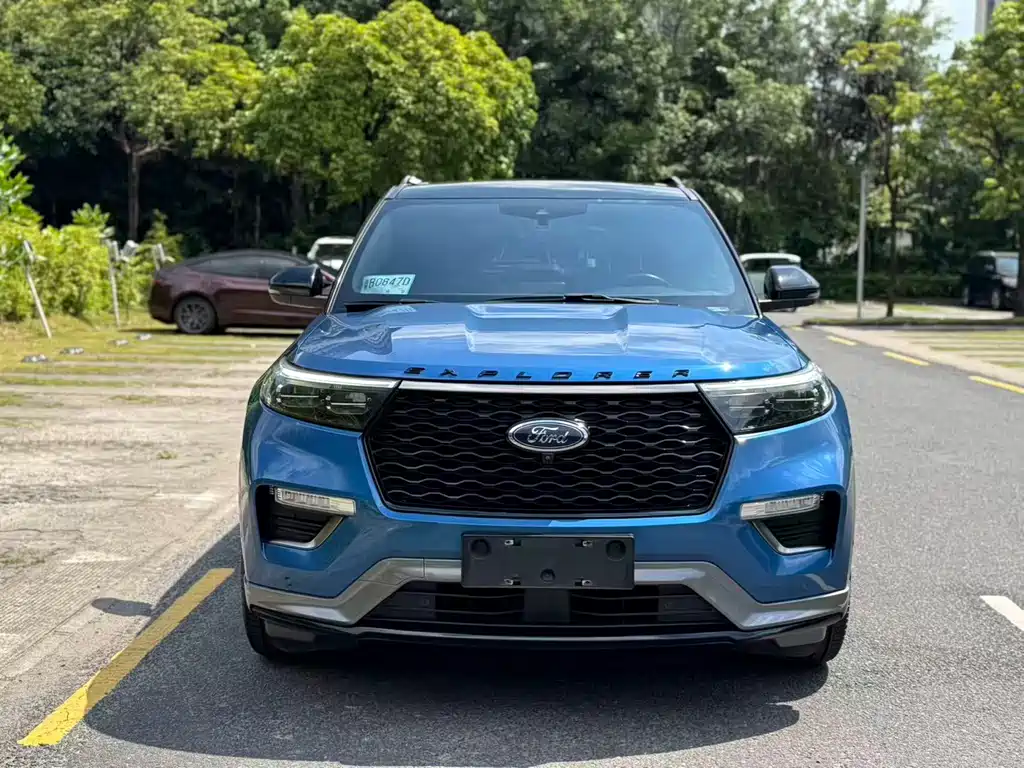 Ford Explorer — миниатюра 2