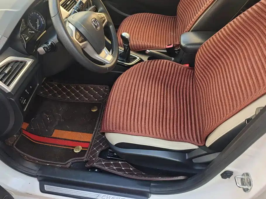 Changan V7 — миниатюра 9