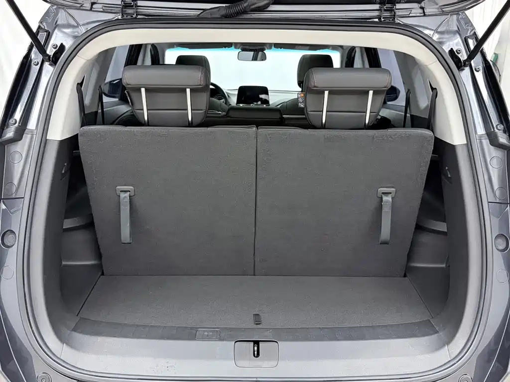 Chevrolet Volando — миниатюра 17