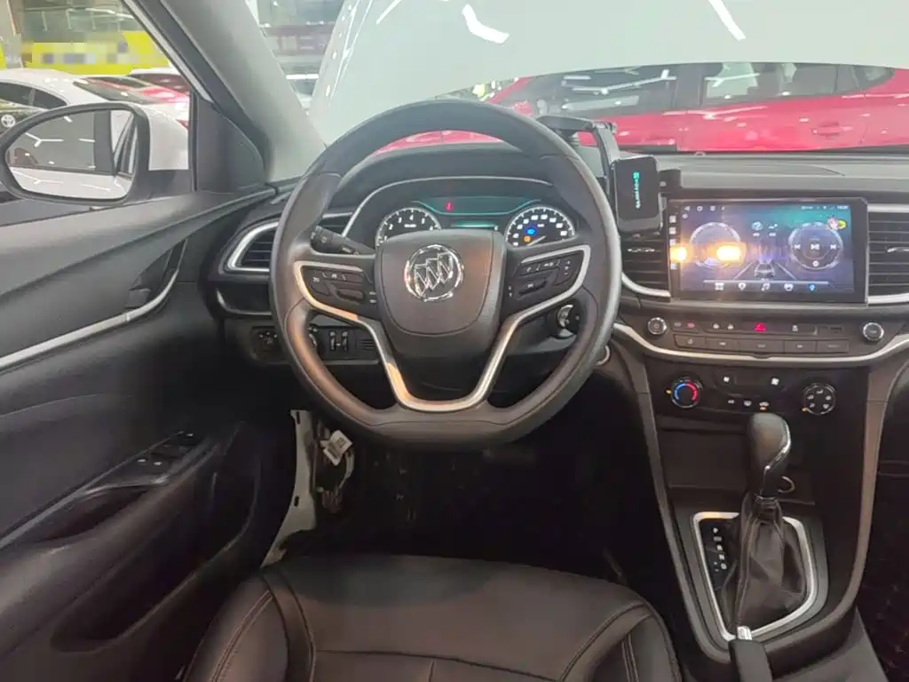 Buick Excelle — миниатюра 11