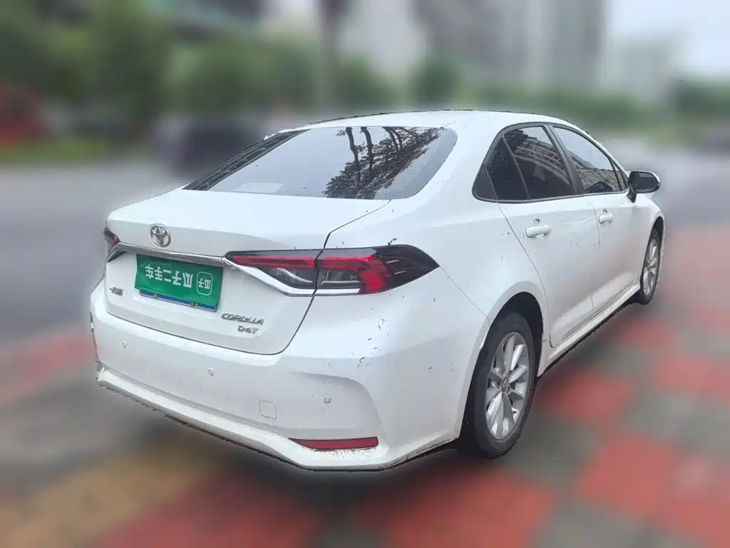 Toyota Corolla — миниатюра 6