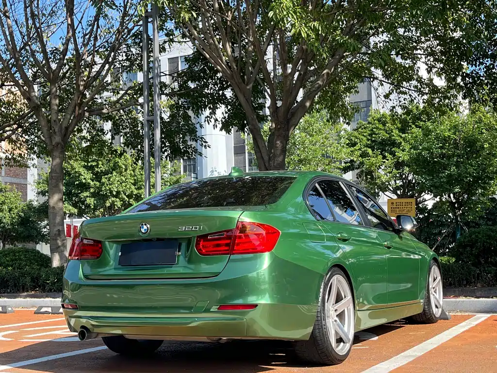 BMW 3 Series — миниатюра 9
