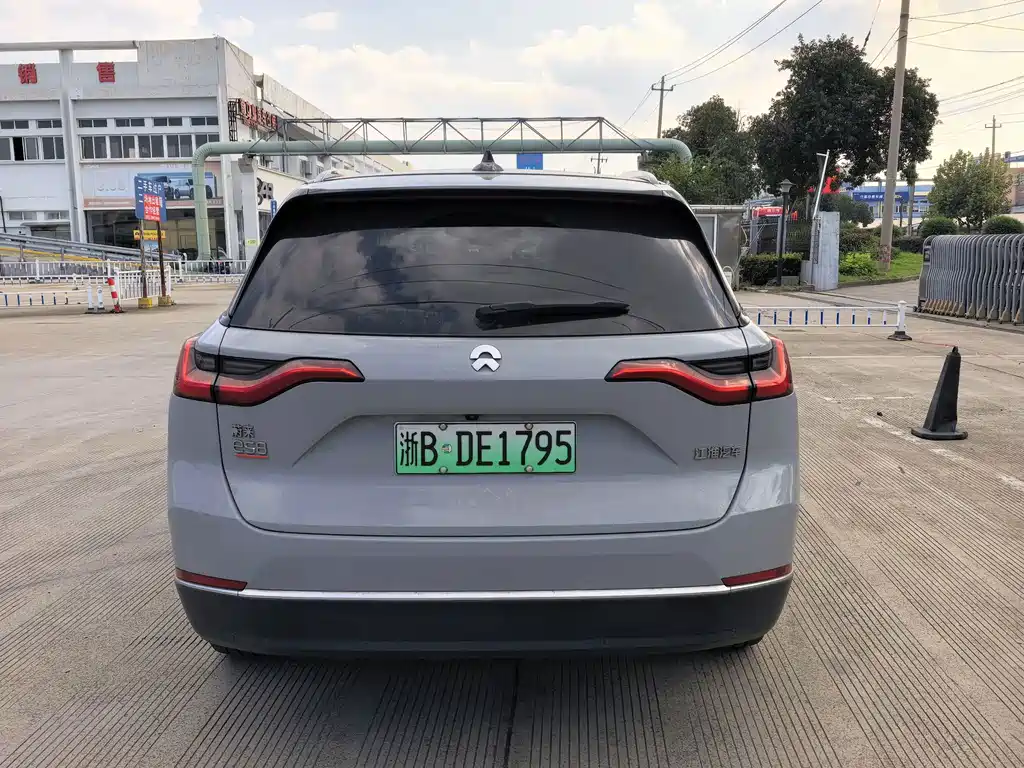 NIO ES8 — миниатюра 12