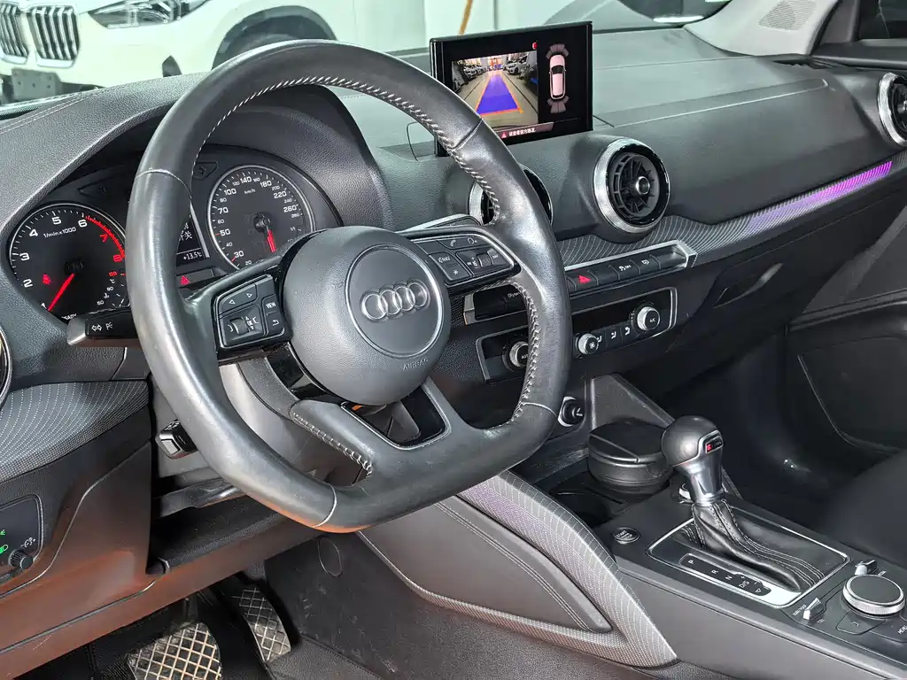 Audi Q2L — миниатюра 10