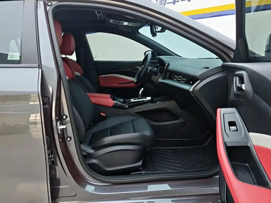 MG MG5 — миниатюра 8