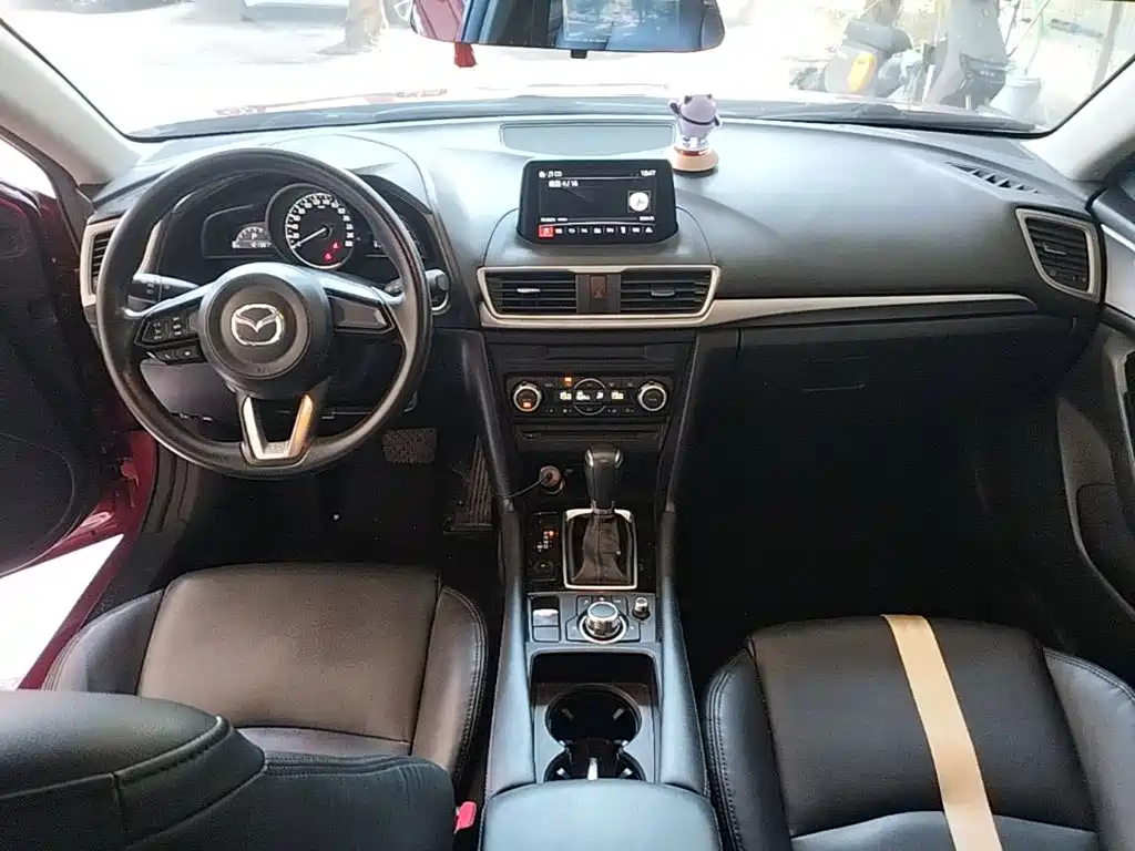 Mazda 3 Axela — миниатюра 10