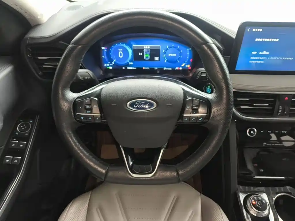 Ford Escape — миниатюра 11