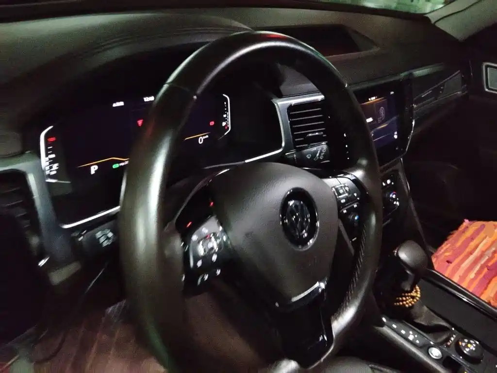 Volkswagen Teramont — миниатюра 6
