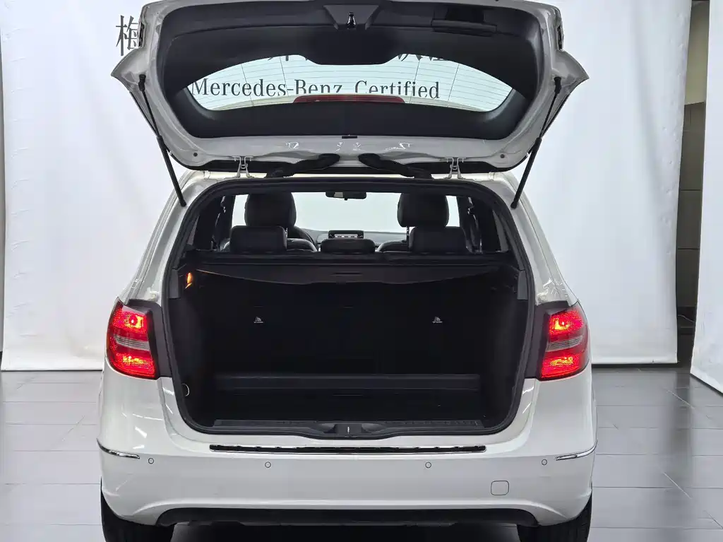 Mercedes-Benz B-Class — миниатюра 19