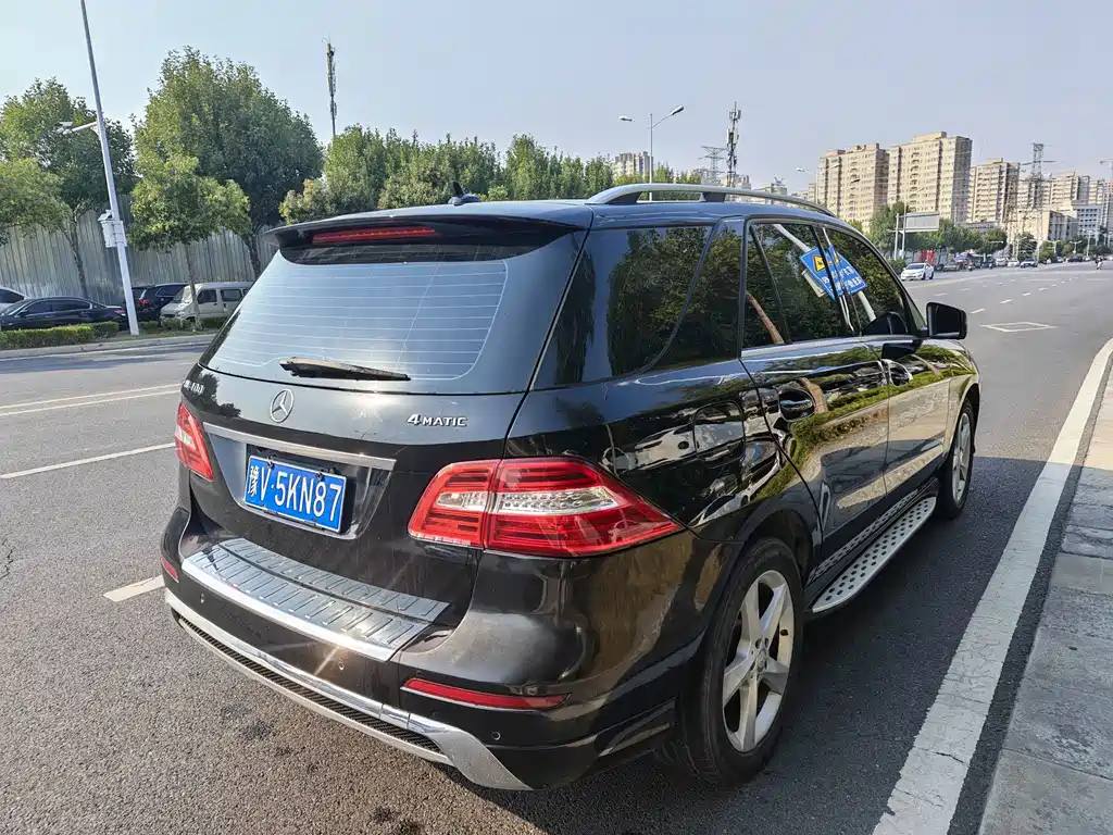 Mercedes-Benz M-Class — миниатюра 8