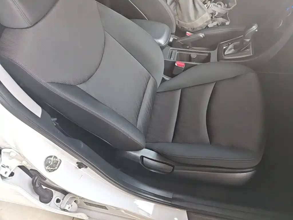 Hyundai Elantra Langdong — миниатюра 25