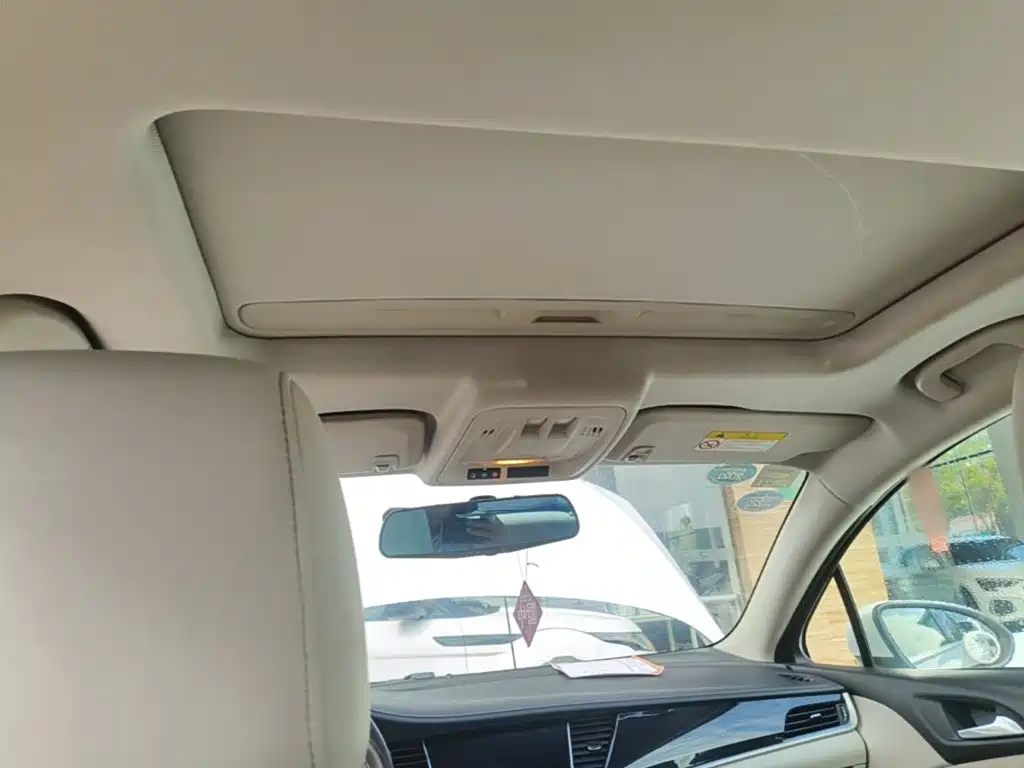 Buick Verano — миниатюра 18