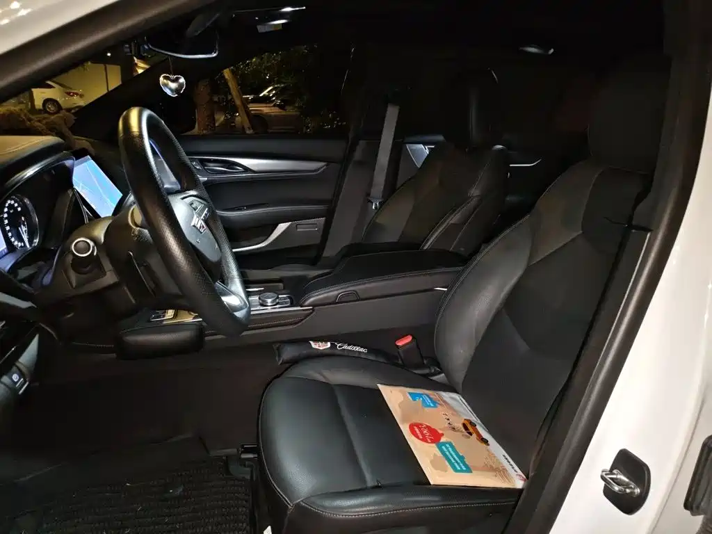 Cadillac CT5 — миниатюра 16