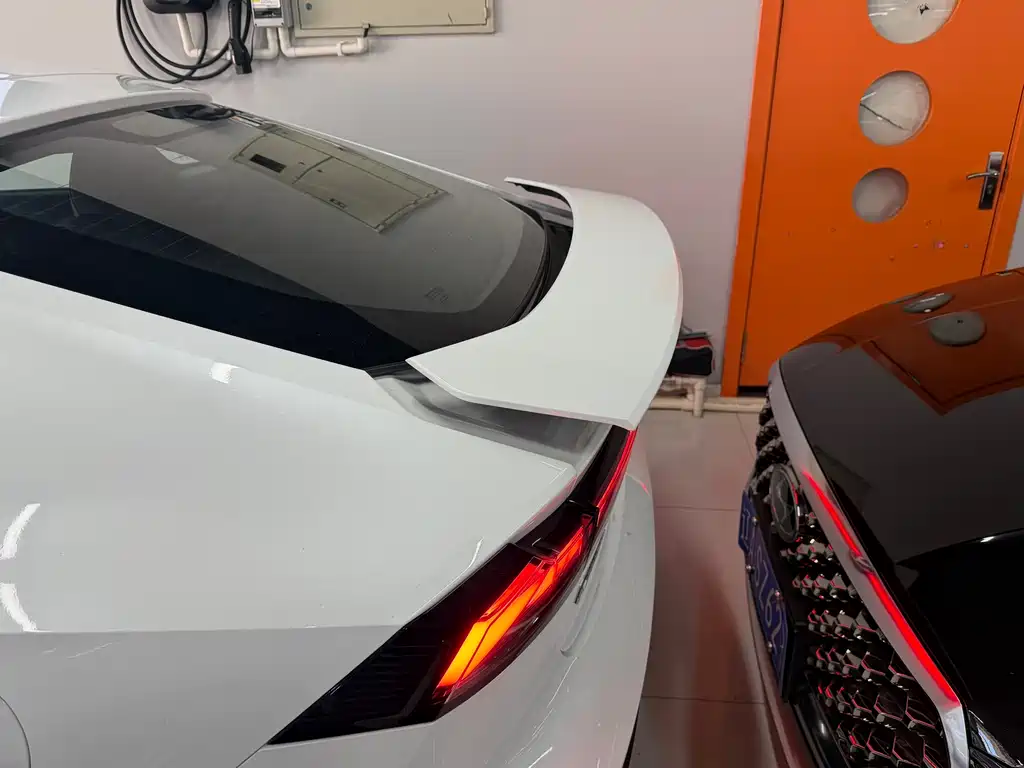 CHANGAN UNI V SMART IDD